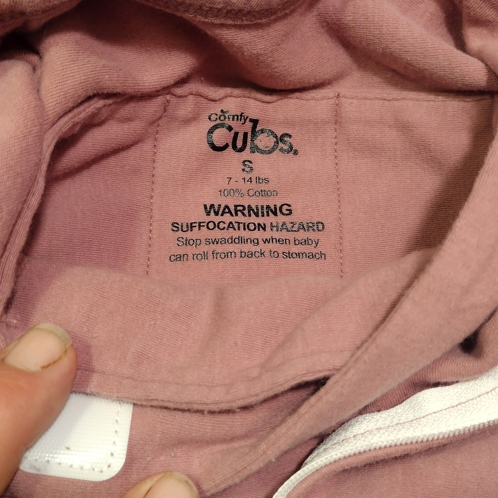2 Zip Up Swaddles By Comfy Cubs ( TAGGED SMALL ) 7-14 Pounds #3 - Picture 2 of 2